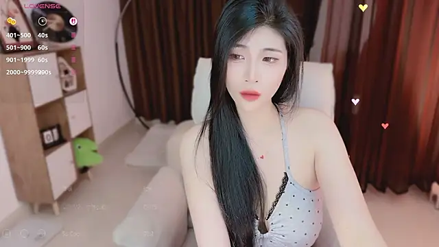 Vaidurya-Yolo's Live XXX Chat