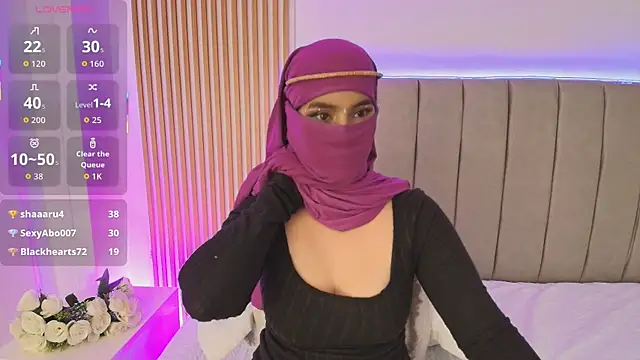 AaliyahShine's Live XXX Chat