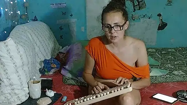 Chatroom XXX en direct de brighteyes77
