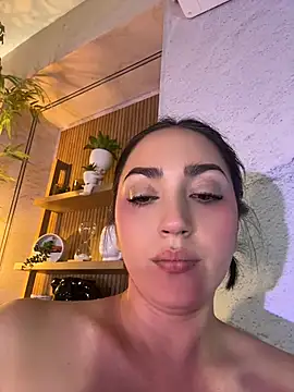 LIAH_IZUMI's Live XXX Chat