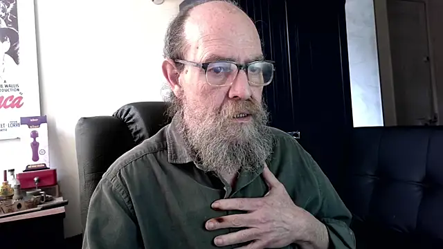 Uncle_Hottie élő XXX-chatje