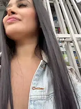 Sara_fun XXX чат на живо