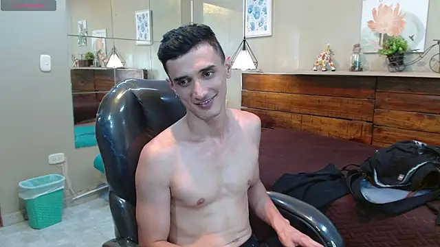 Онлайн чат XXX FelipeFriendly