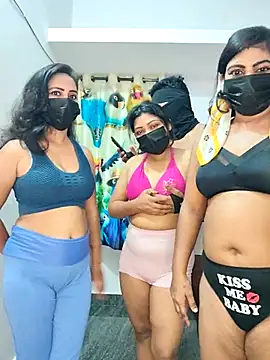 Family02 Webcam show