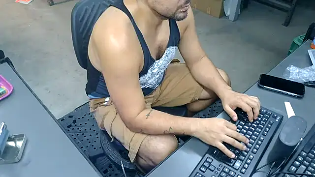 BustedCall's Webcam Show