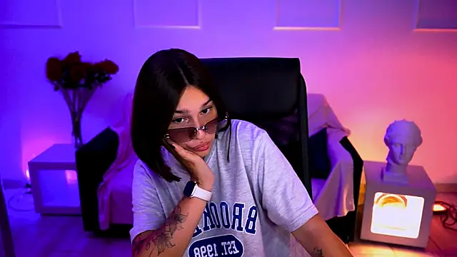 KimClarks_ 现场XXX聊天