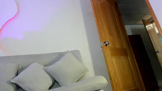 Chat XXX en directo de LeoCarter_