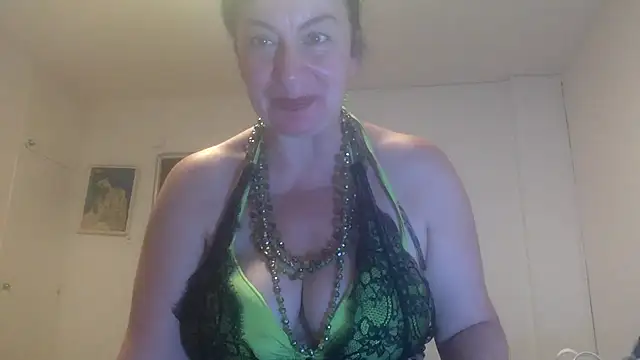Chat XXX en directo de Lizzaa80