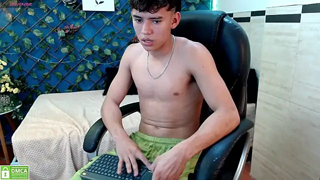XXX chat uživo modela Ryan_grayx