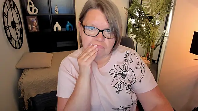 Shannonshine Chat XXX in diretta
