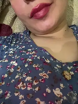 IrresistibleAttractiarabi: онлайн-секс-чат