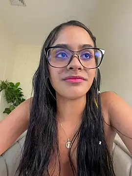 lizzakennedy Adlı Modelin Canlı XXX Sohbeti