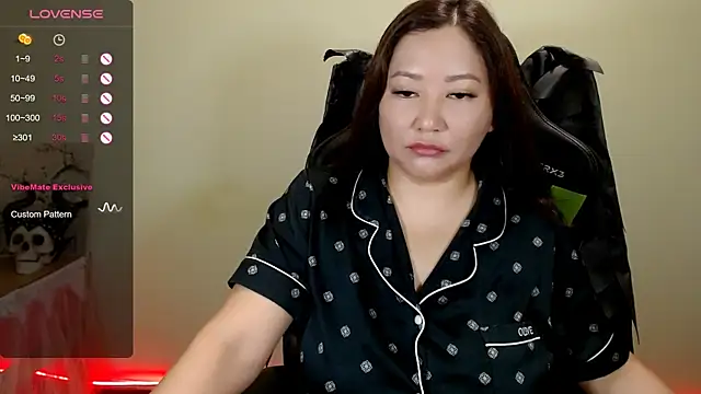 LisaAsianFlower's Live XXX Chat