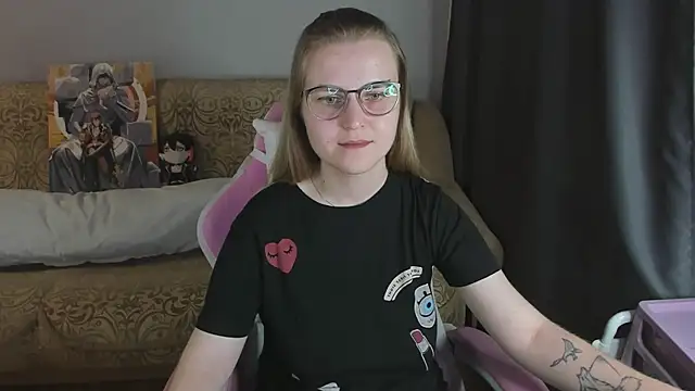 MissBrightShine XXX чат на живо