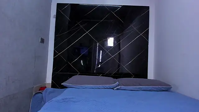 Robinlion91 live XXX chat