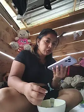 Tamaraxxx_hot: онлайн-секс-чат