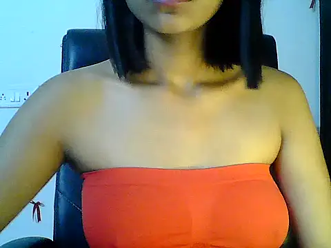 Hot_Deepansi02's Live XXX Chat