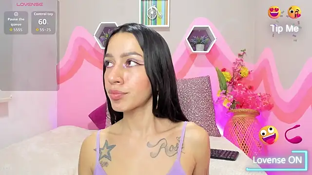 Laskhmi_ Adlı Modelin Canlı XXX Sohbeti