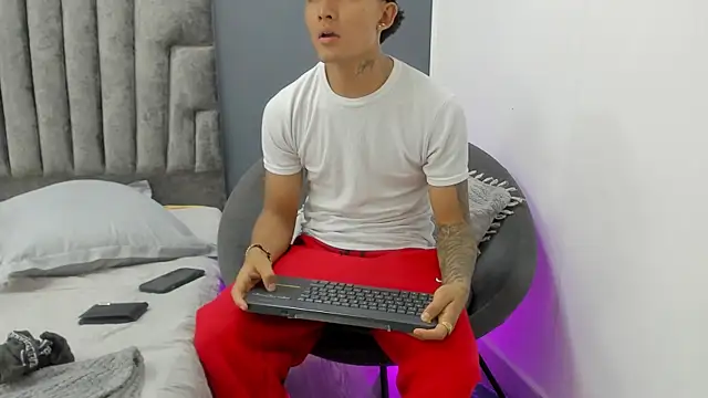 XXX chat uživo modela Ruslan_marcel