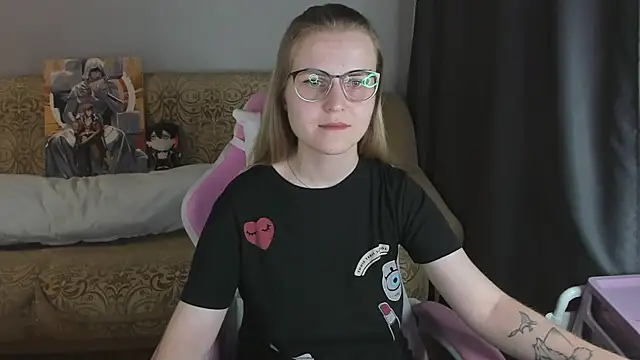 MissBrightShine's Live XXX Chat