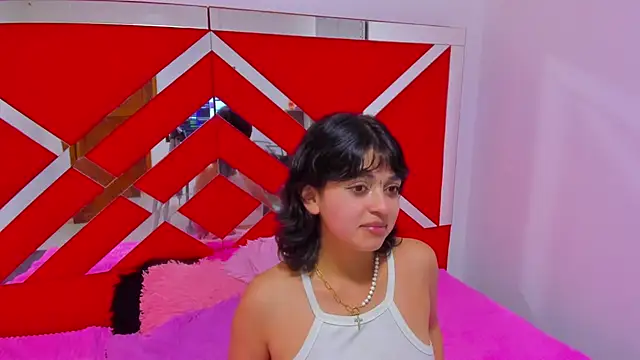 velvet_girll Adlı Modelin Canlı XXX Sohbeti