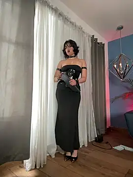 Chat XXX en directo de Liana_Fem_