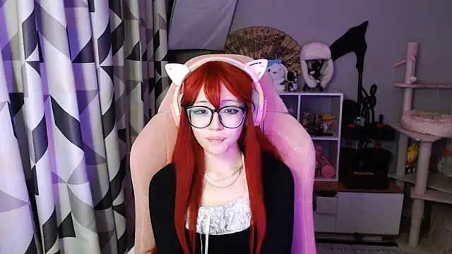 SaxonDibs' Live XXX Chat