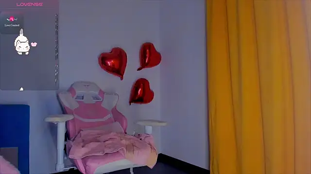 SueNiceeeee XXX чат на живо