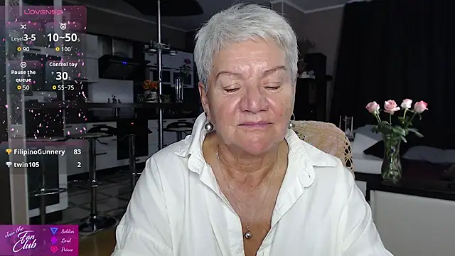 Chat XXX ao vivo de roxana_brooks