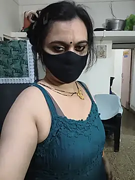 spasyQueen69 Chat XXX live
