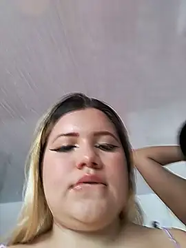 Sara_y_Amy's Live XXX Chat