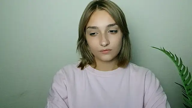 veryshygirl: онлайн-секс-чат