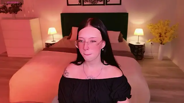 AlexisBliss' Live XXX Chat