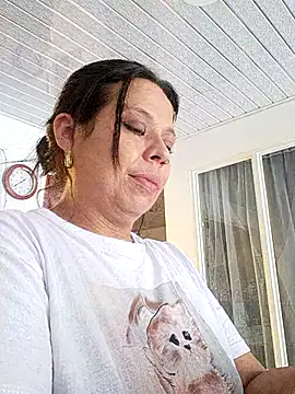 Chat +18 de RossyAlvarez ao vivo