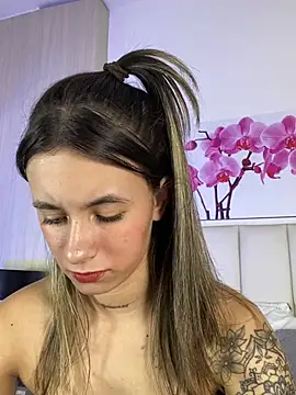 JuliaColemann's Live XXX Chat
