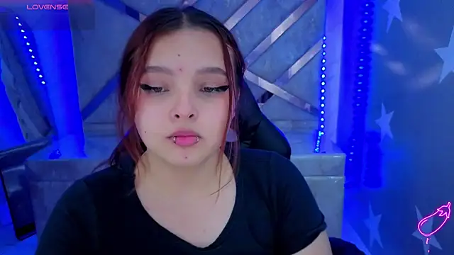 mia_foster_t Adlı Modelin Canlı XXX Sohbeti