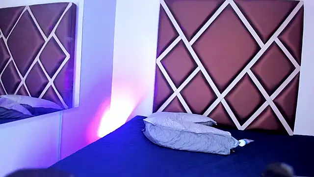nahala_23's Live XXX Chat