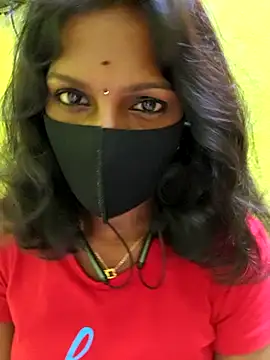 Tamil_lovelydoll96's Live XXX Chat