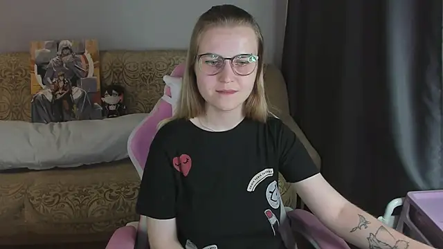 MissBrightShine's Live XXX Chat