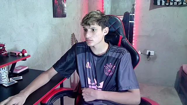 Chatroom XXX en direct de Pablito_Junior11
