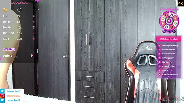 Živý XXX chat Javier_Hot27_
