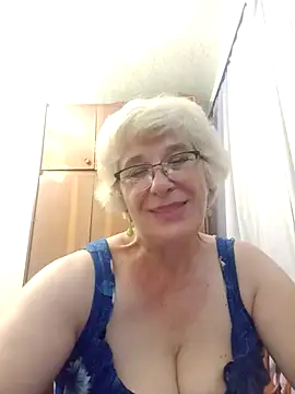 52MiaLove02's Live XXX Chat