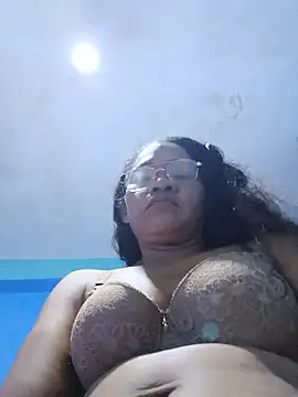 Sexymonmy's Live XXX Chat