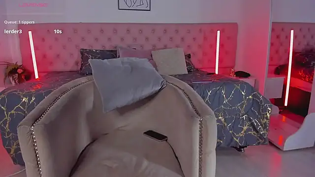 IvyRussel 라이브 XXX 채팅