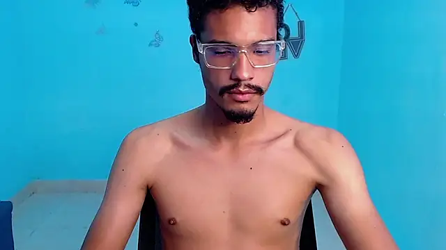 wolf_vip_ – Live XXX-chat