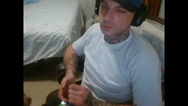 XXX chat uživo modela DADDY_KANE8---