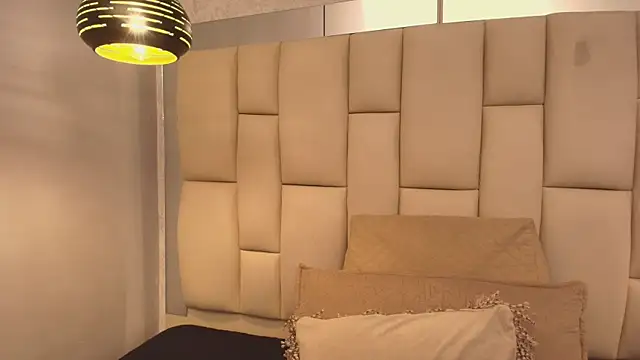 Chat XXX ao vivo de _MiaBrown_