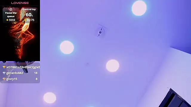 Онлайн чат XXX VALERIAQUEENTS__