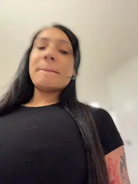 FerrariFrench's Live XXX Chat