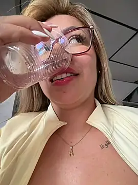 DIANITA_1988n Live XXX chat
